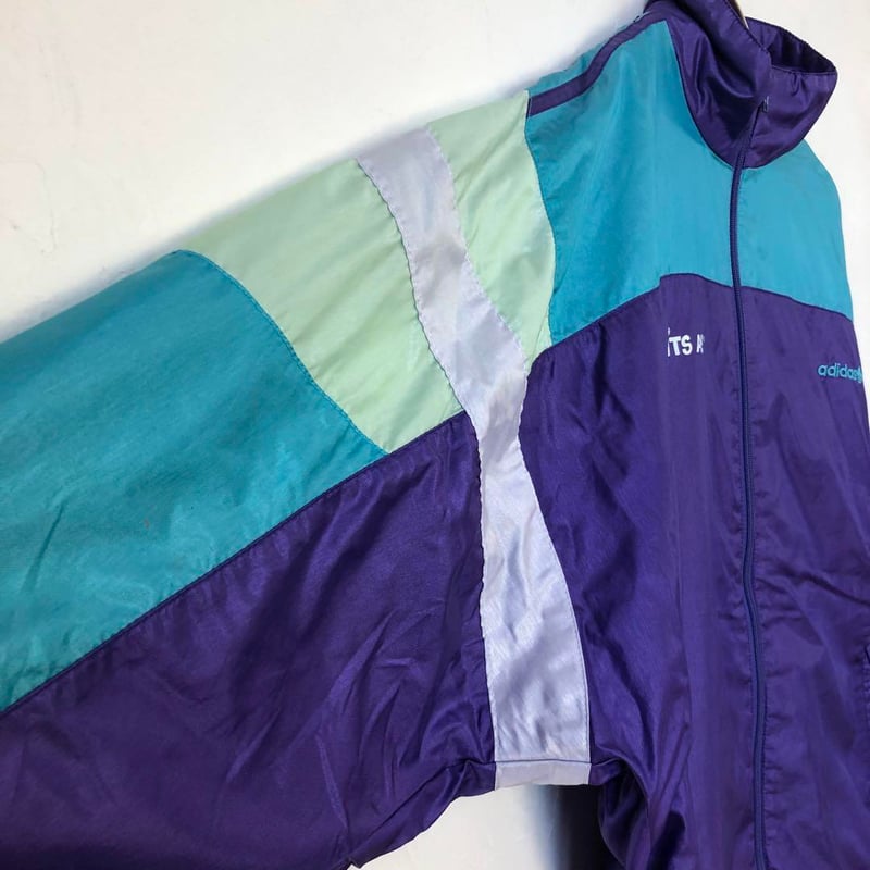 3176 80s アディダスオリジナルス　ジャージ　ナイロンジャケット　刺繍ロゴ 80's アディダスオリジナルス ジャージ トラックジャケット 刺繍