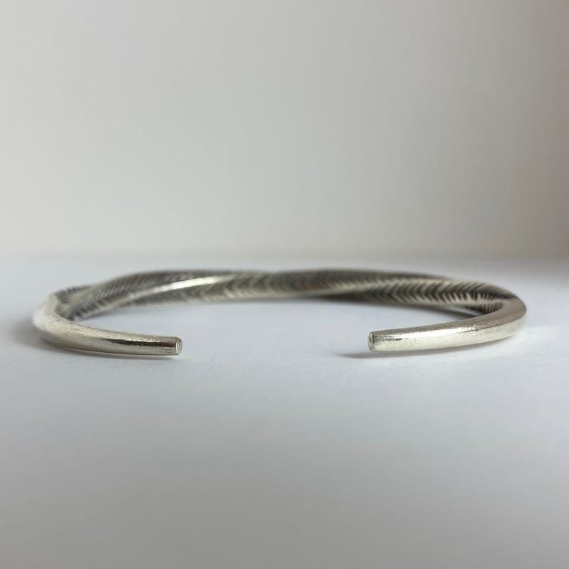 KARENSILVER カレンシルバー カレン族 バングル ブレスレット