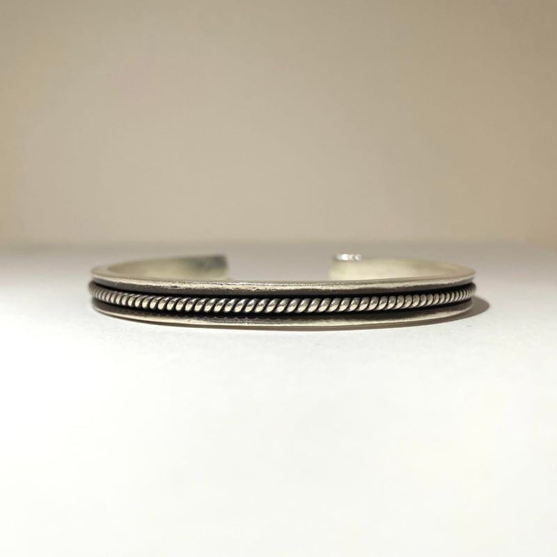 KARENSILVER カレンシルバー カレン族 バングル ブレスレット