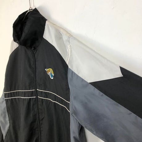NFL ジャクソンビル　ジャガーズ　刺繍　ロゴ　ジャケット　黒