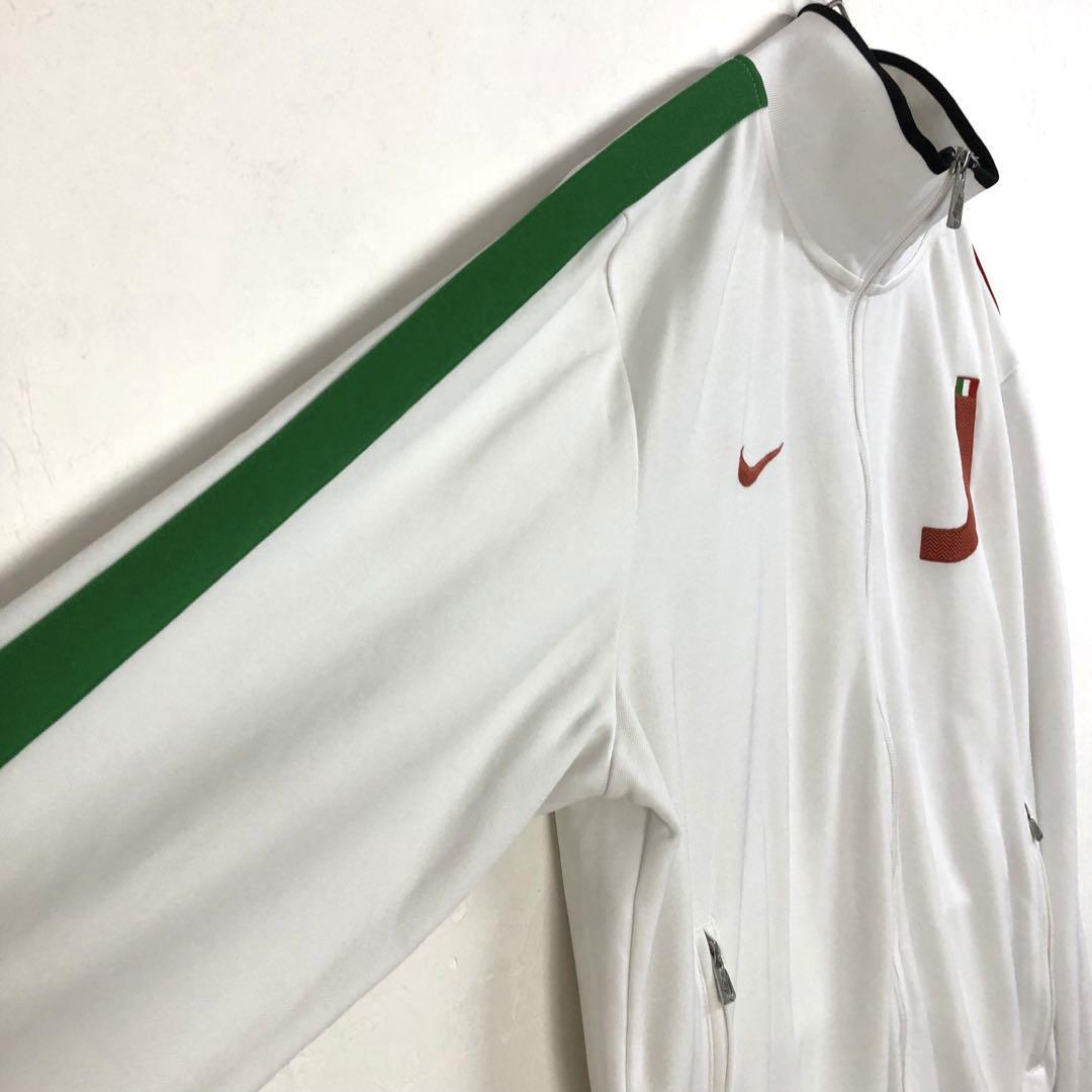 ナイキジャージ イタリアセリエA ユベントス バックロゴ 刺繍ロゴ ハイネック ナイキジャージ イタリアセリエA ユベントス バックロゴ 刺繍