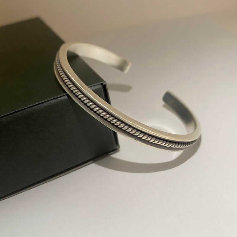 KARENSILVER カレンシルバー カレン族 バングル ブレスレット