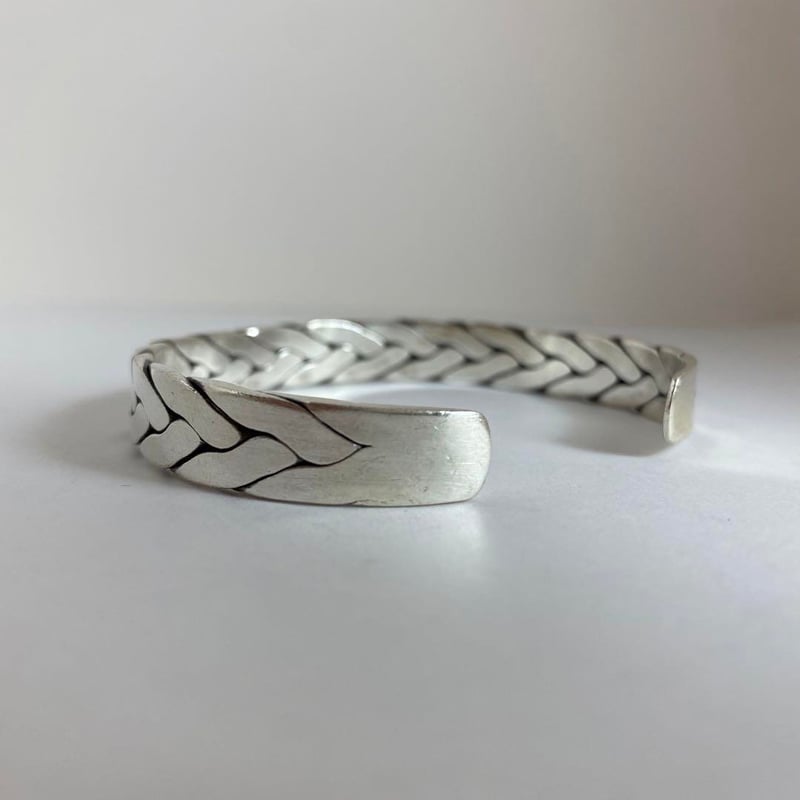カレンシルバー　編み込み　バングル　ブレスレット　布袋付　ハンドメイド　 925 KARENSILVER カレン シルバー カレン族 バングル 編み込み