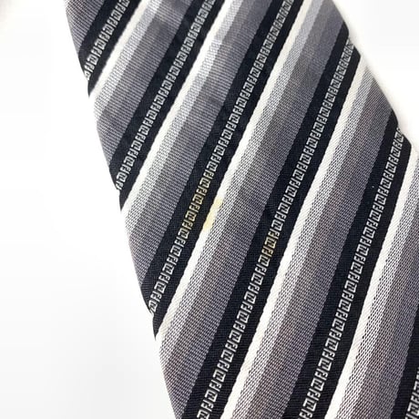 FENDI フェンディ　ストライプ　シルク　ネクタイ　黒