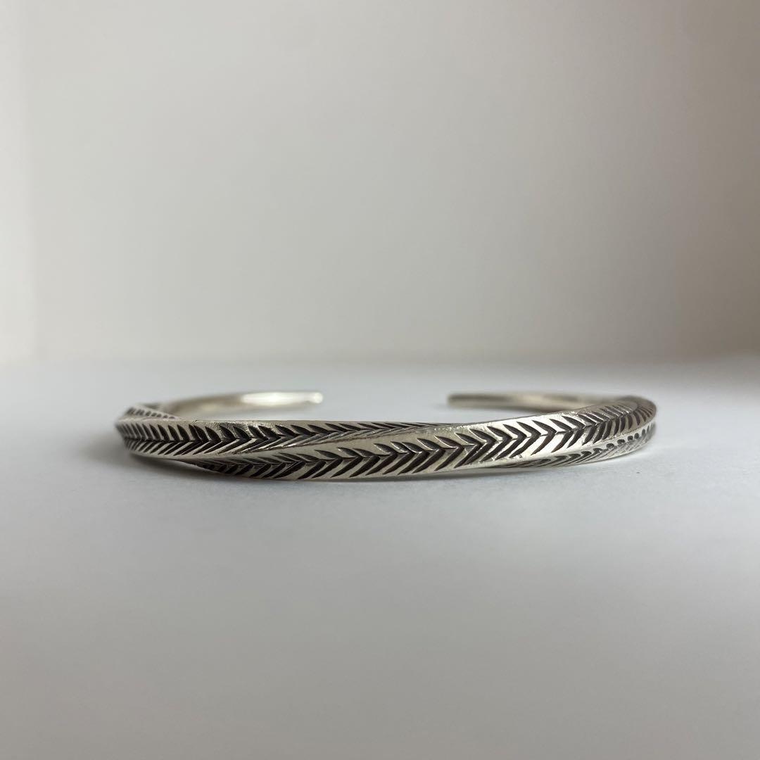 KARENSILVER カレンシルバー カレン族 バングル ブレスレット