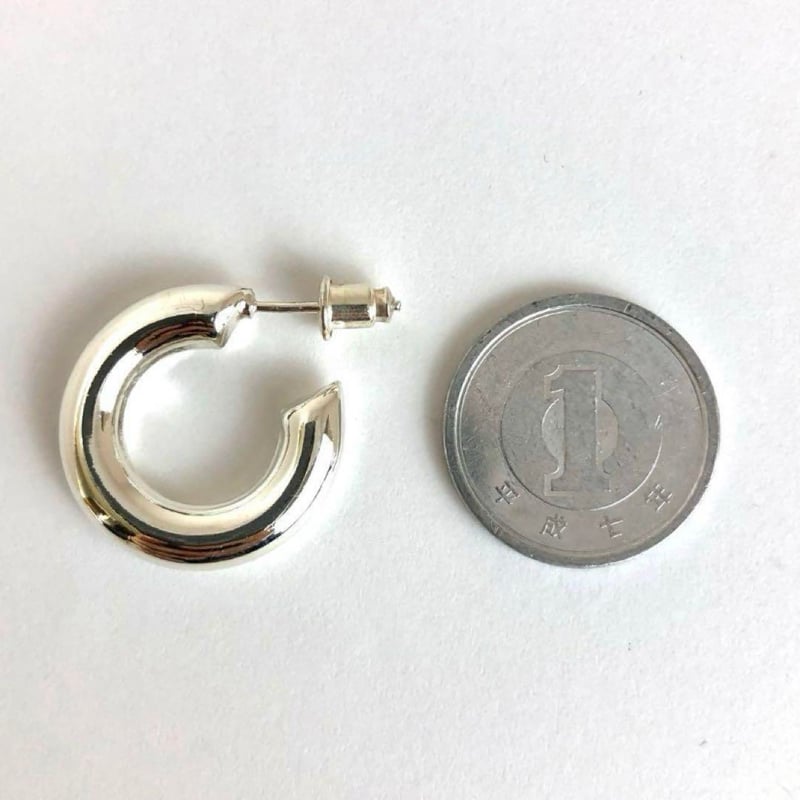 シルバー 925 SILVER フープピアス 刻印 両耳 布袋付 | PEACE TOWN