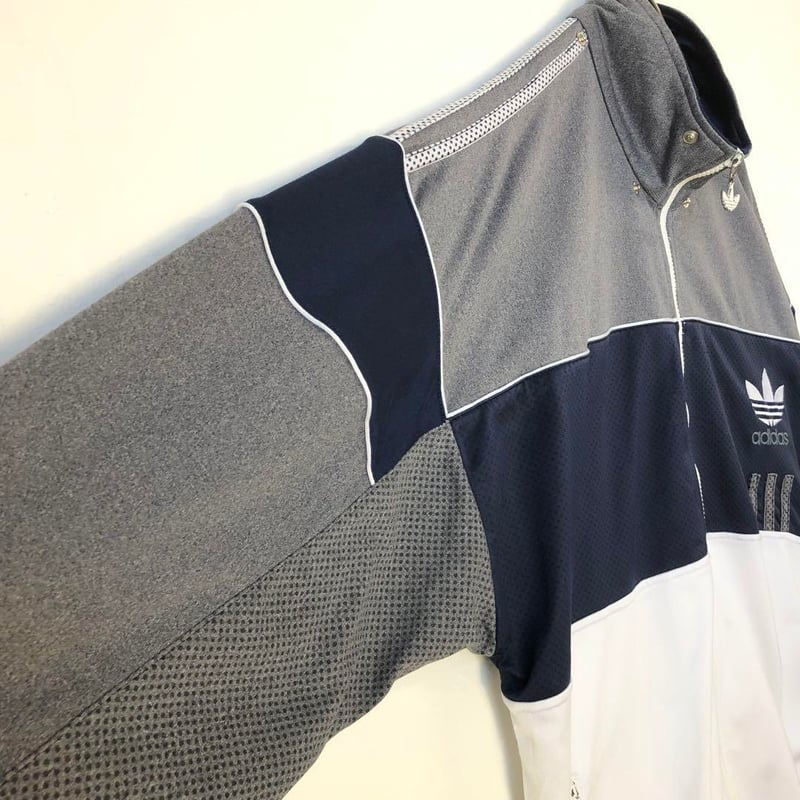 美品♪ アディダスオリジナルス トラックジャケット ジャージ 刺繍ロゴ XL 黒 アディダスオリジナルス ジャージ トラックジャケット 刺繍 ロゴ