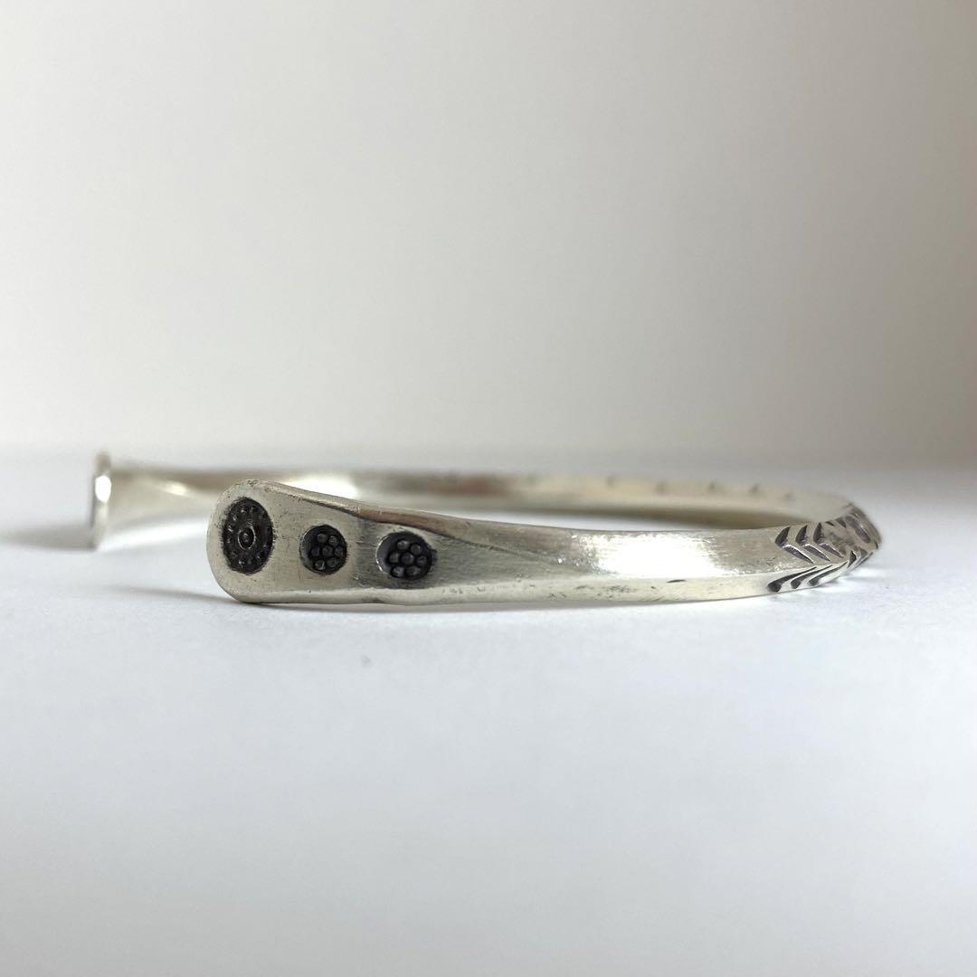 【本物】カレン族シルバー バングル 高純度 繊細 編み込み ハンドメイド アクセサリー 【本物】カレン族シルバー バングル 高純度 繊細