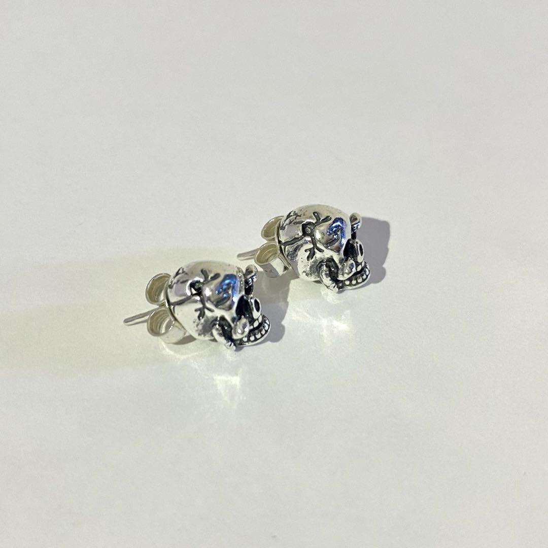 シルバー925 スカル ドクロ ピアス 刻印 両耳 布袋付 | PEACE TOWN