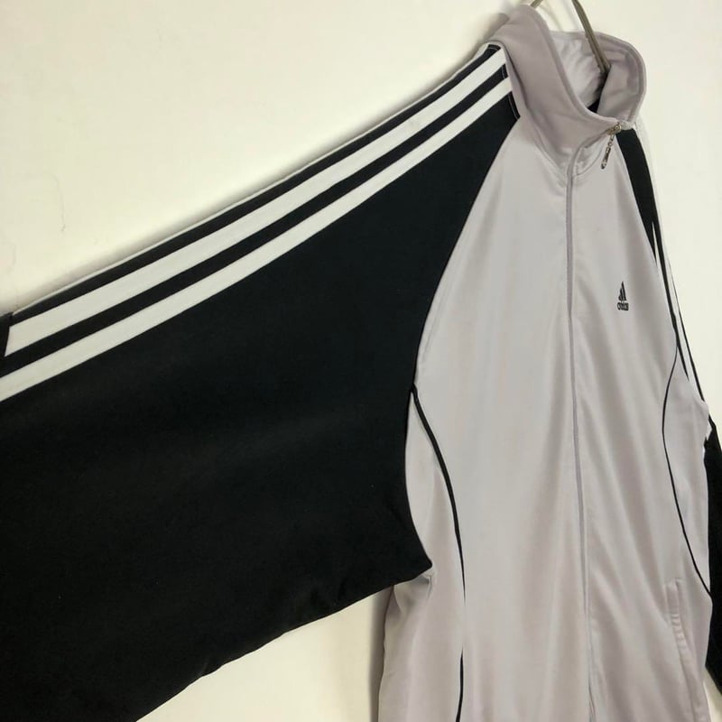 アディダス 刺繍 切替 袖ライン トラックジャケット ジャージ グレー黒
