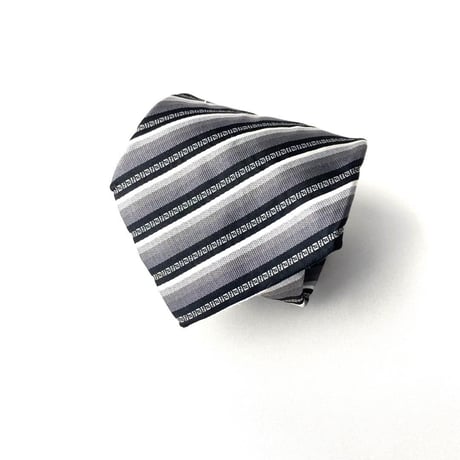 FENDI フェンディ　ストライプ　シルク　ネクタイ　黒