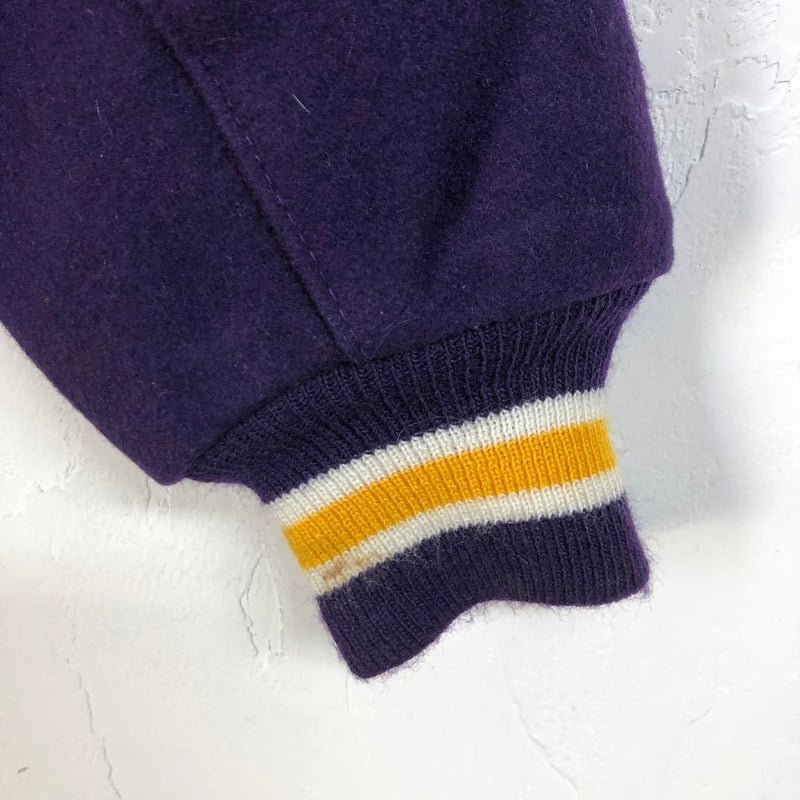 カレッジ USA製 Wildctas スタジャン セーラー襟 刺繍ロゴ | PEACE TOWN