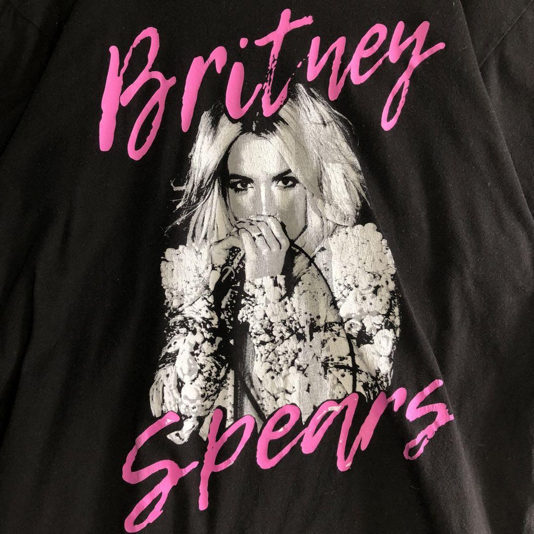 ブリトニー・スピアーズ 2021リイシュービジュアルTシャツ ブラック ブリトニー・スピアーズ 2021リイシュービジュアルTシャツ ブラック