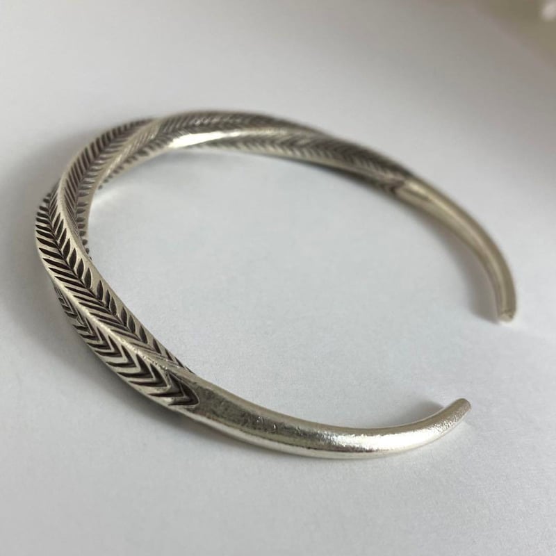 KARENSILVER カレンシルバー カレン族 バングル ブレスレット