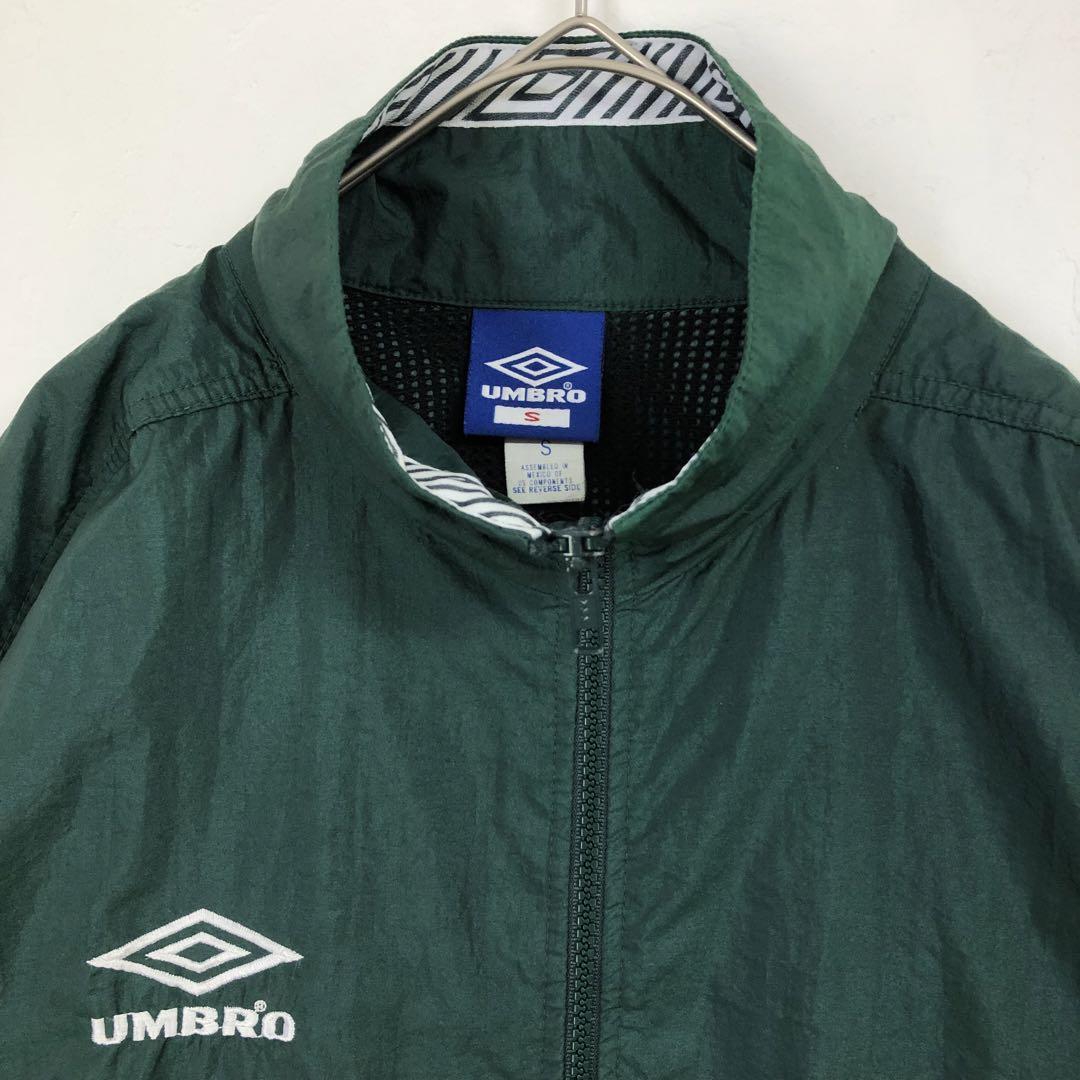 umbro古着90sアンブロ ナイロンジャケット刺繍ロゴ グリーン M527 original