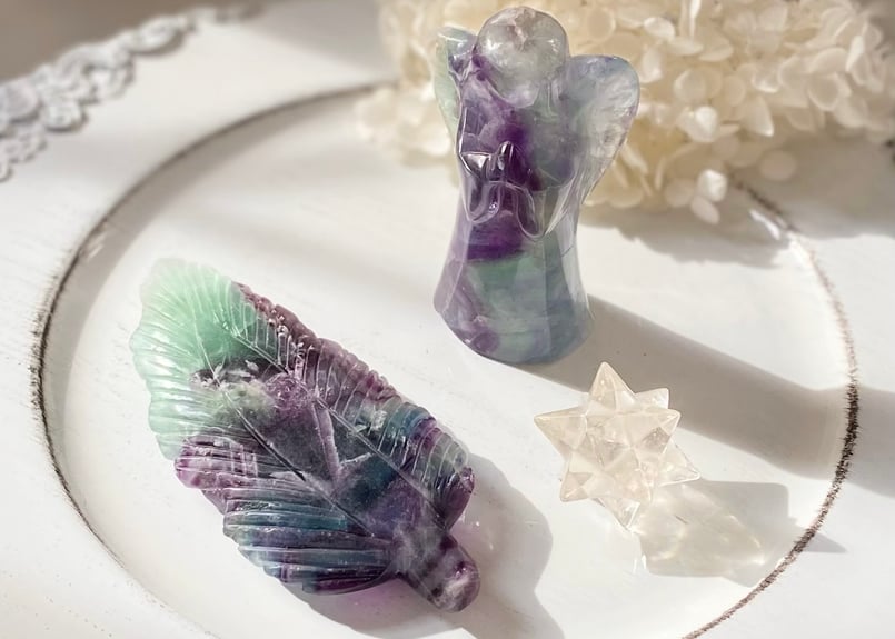 軽やかに】フローライトの天使 | STAR CRADLE