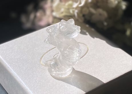 天然水晶（クリアクォーツ）／月の上のきつね