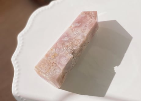チェリーブロッサムアゲート(桜瑪瑙)のタワー