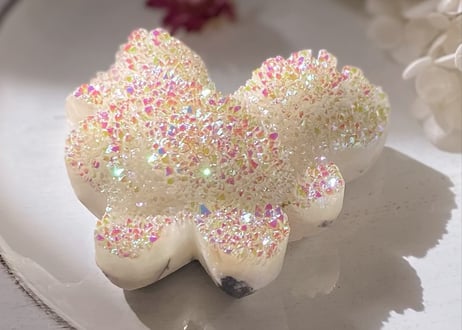 【運気の好転】 エンジェルオーラ水晶×蝶々型クラスター