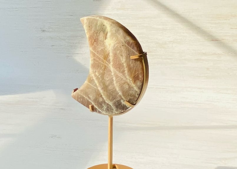 高品質　ムーンストーン　月　ムーン　スタンド付き ムーンストーンのお月様＆スタンドセット | STAR CRADLE