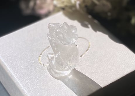 天然水晶（クリアクォーツ）／月の上のきつね