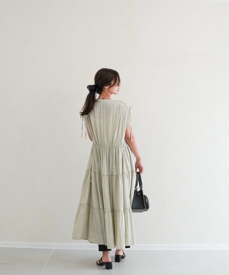 Tiered one-piece | オフベージュ