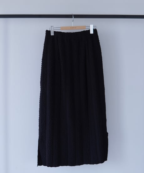 line tight skirt｜ブラック
