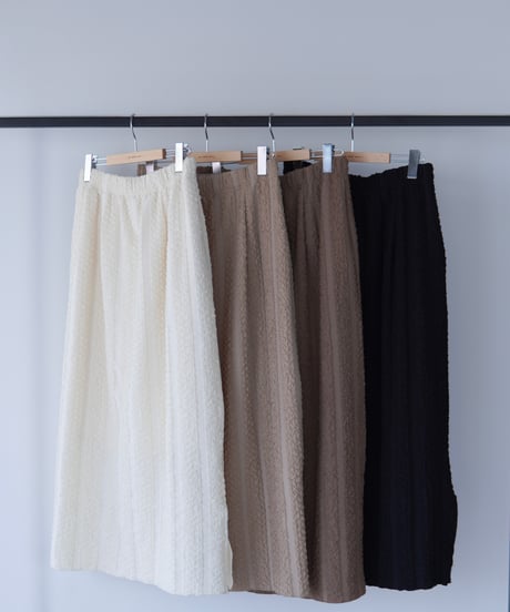 line tight skirt｜ブラック