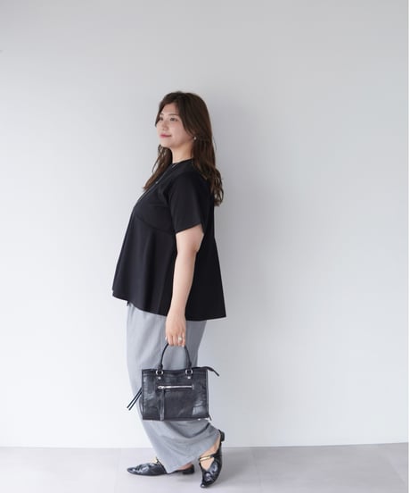 asymmetry T-shirt | ブラック