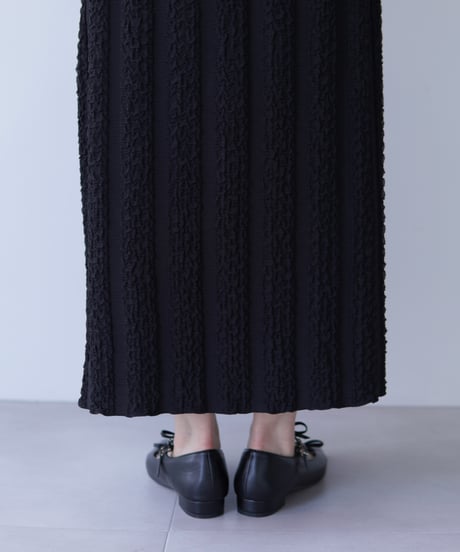 line tight skirt｜ブラック