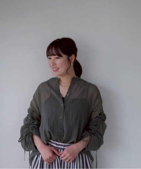 sheer ribbon blouse｜スモーク