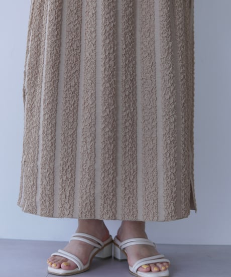 line tight skirt｜ベージュ