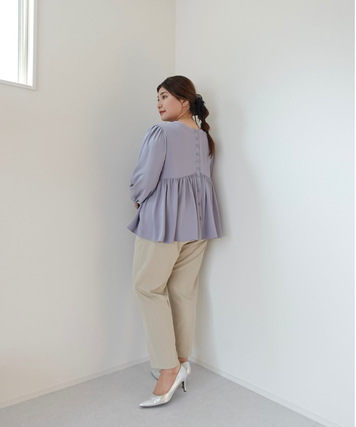 2way peplum blouse｜ラベンダー | MI AND MOU