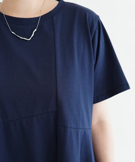 asymmetry T-shirt | ネイビー