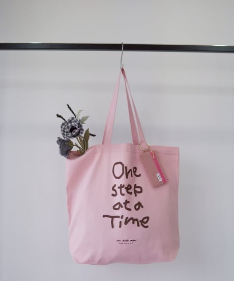 【送料無料】One step at a time Tote bag