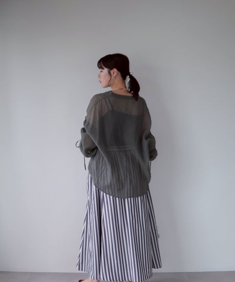 sheer ribbon blouse｜スモーク
