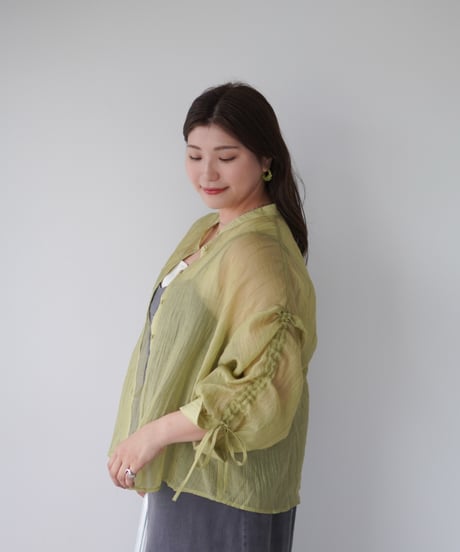 sheer ribbon blouse｜オリーブ