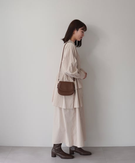 asymmetry shirt one-piece | モカ