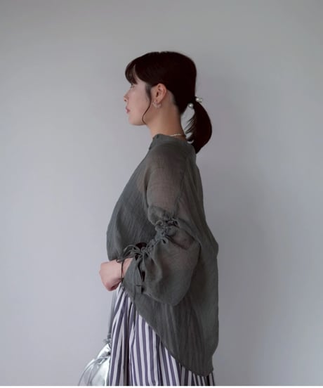 sheer ribbon blouse｜スモーク