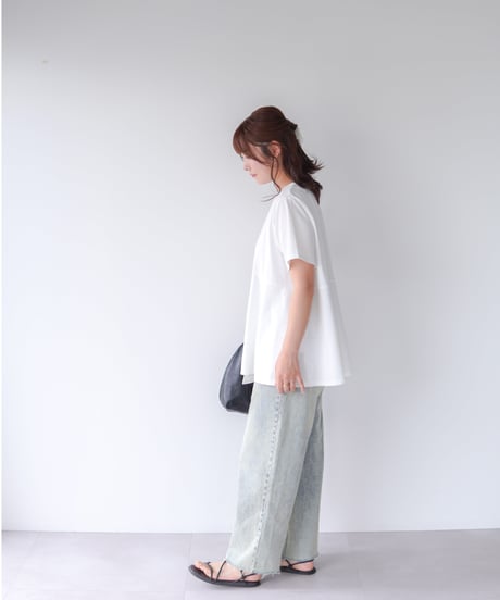 asymmetry T-shirt | ホワイト