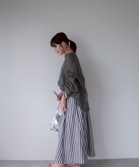 sheer ribbon blouse｜スモーク