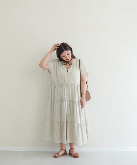 Tiered one-piece | オフベージュ