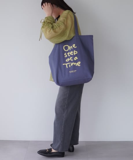 【送料無料】One step at a time Tote bag