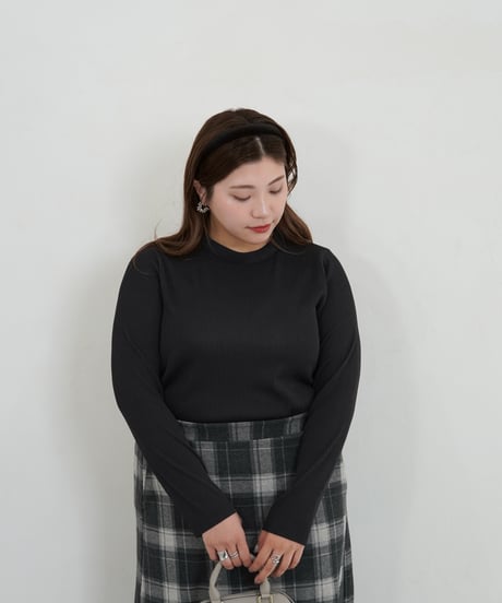mini neck pullover | ブラック