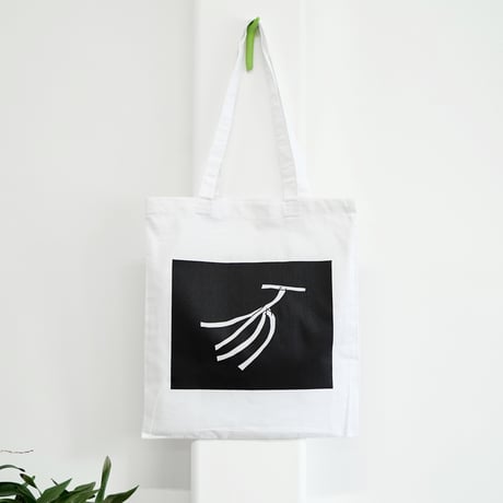 BANANA - TOTE / 間芝 勇輔