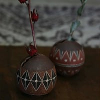 山本幸嗣/泥彩丸型花入/9cm