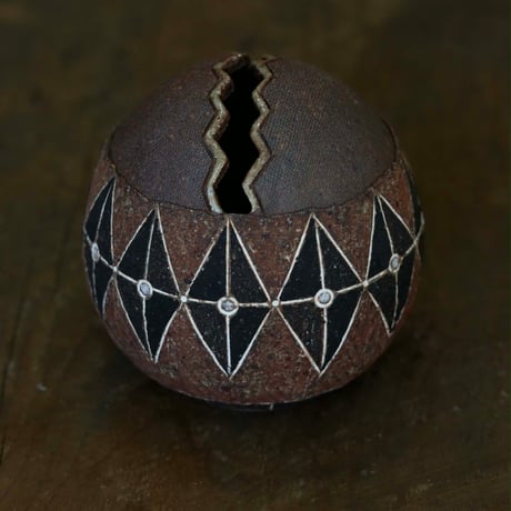山本幸嗣/泥彩丸型花入/9cm