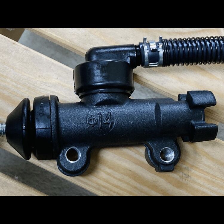 43015-1134 未使用新品リアマスターシリンダーカワサキ純正品φ14