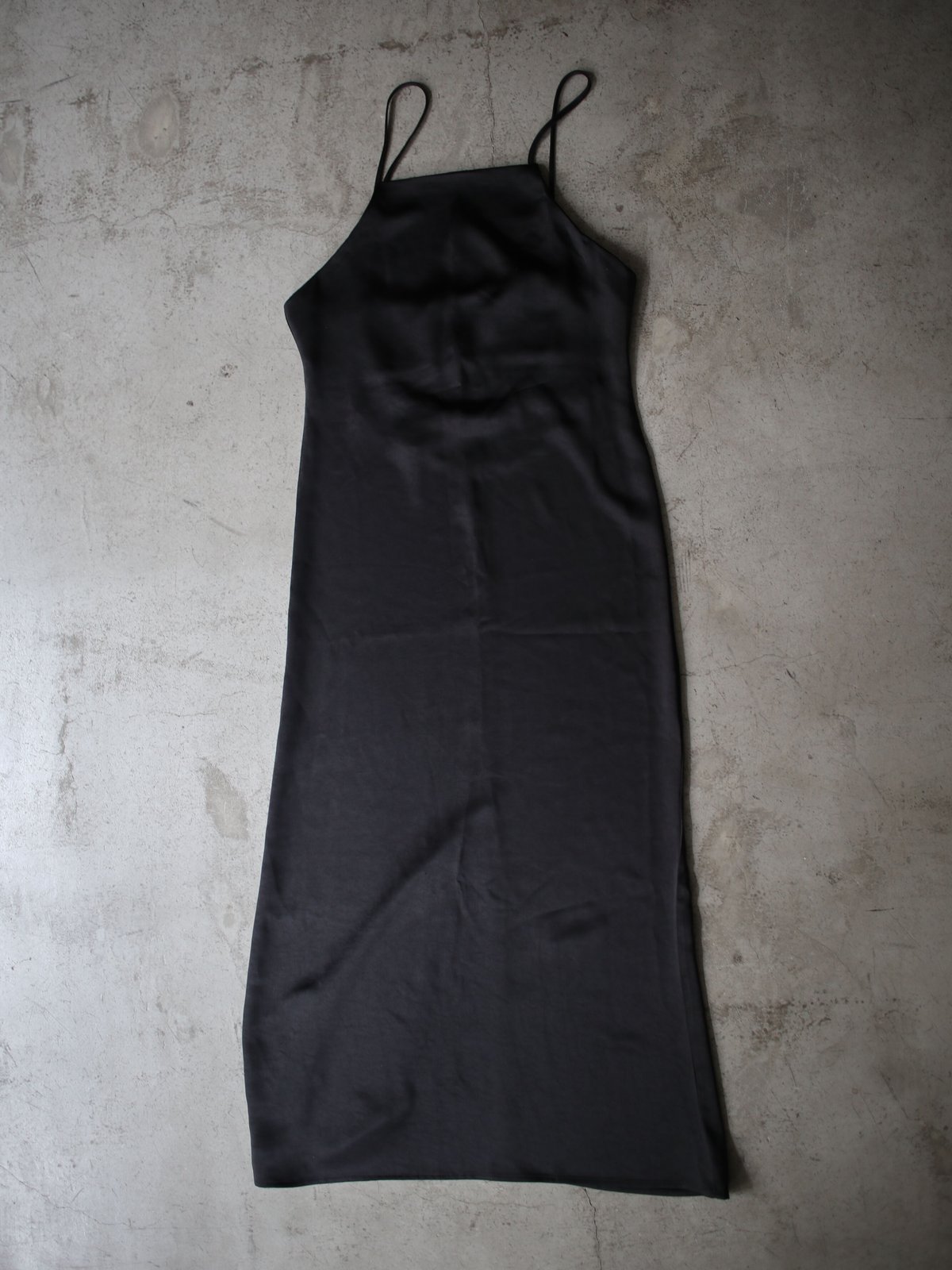 Satin strap dress〈23S-TZSD-01〉