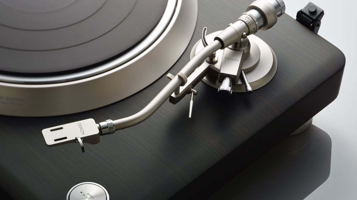 DENON DP-3000NE ダイレクトドライブ・レコードプレーヤー【国内